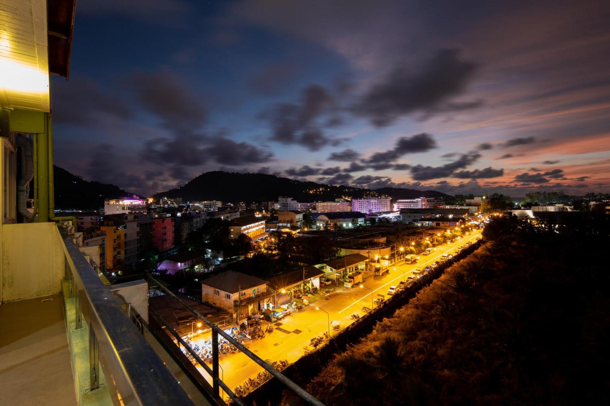 Patong Diamond Hotel Esterno foto